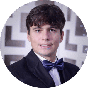 Estêvão Santos.